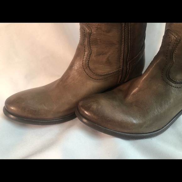 NWOT Frye Boots - Picture 4 of 8